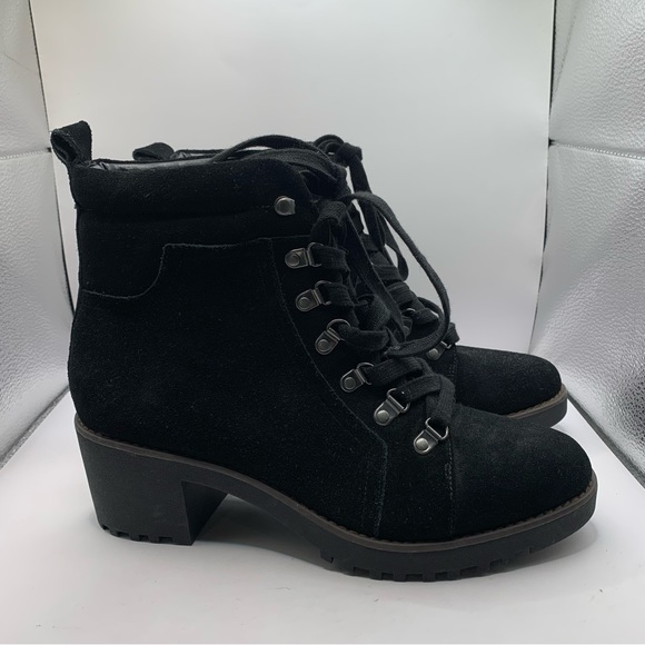 Caslon Shoes - Caslon Jadey Water Resistant Bootie, Black Suede, Womens Various Size 8.5 EUC